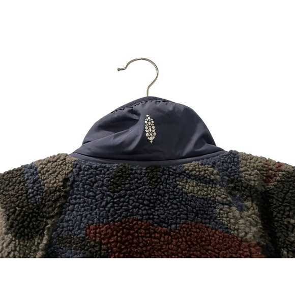 Free People FP Movement Rocky Ridge Camouflage Fleece Jacket Size Large Blue - Picture 8 of 8